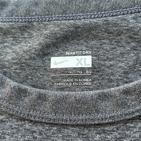Men’s Nike fit dry tee - Picture 4 of 6